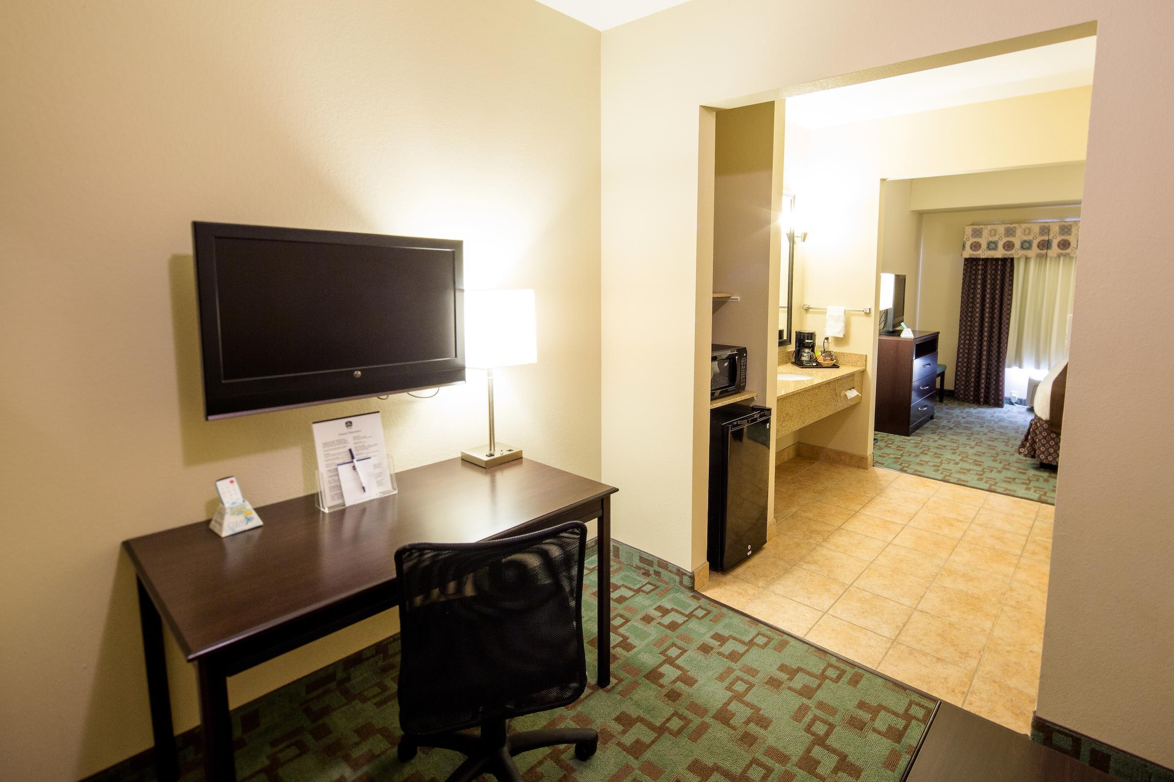 Best Western Plus Eastgate Inn&Suites Wichita Exterior foto