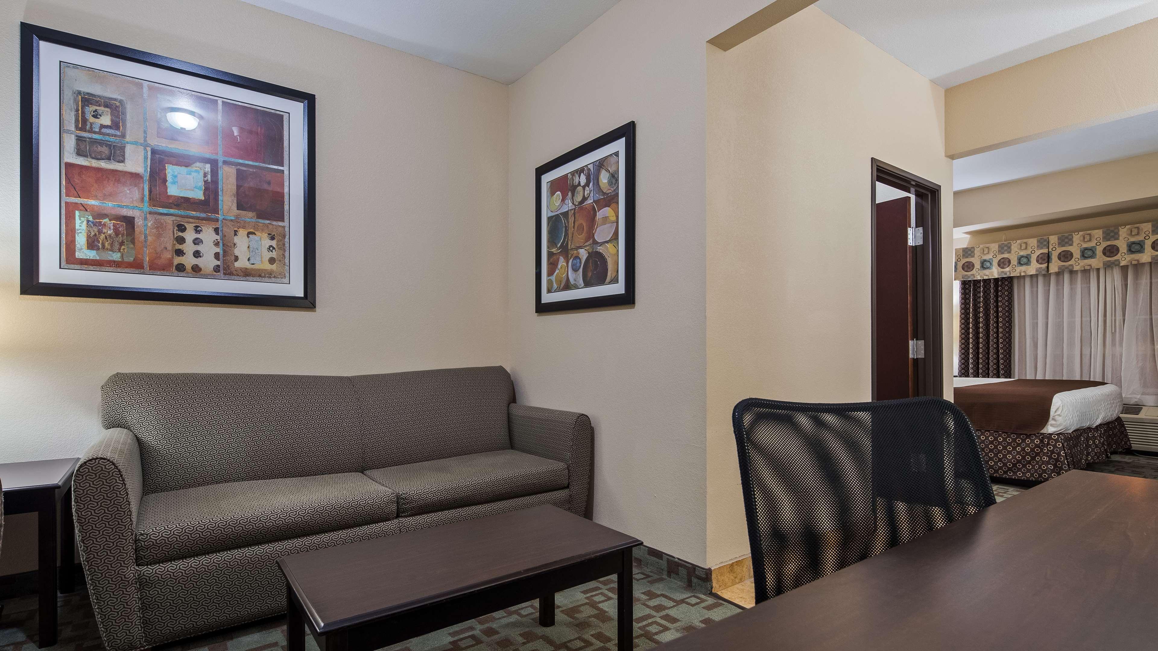Best Western Plus Eastgate Inn&Suites Wichita Exterior foto