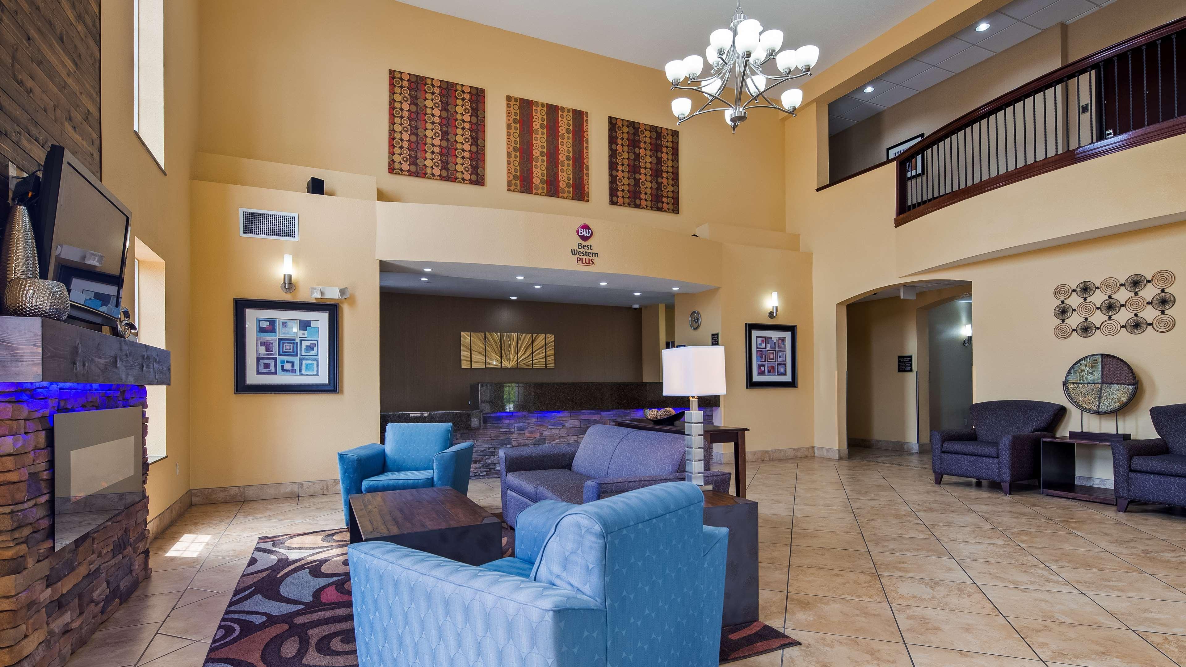 Best Western Plus Eastgate Inn&Suites Wichita Exterior foto